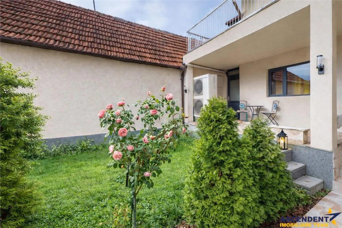 FILM& 3D! Vila high tech, cu semineu, jacuzzi, terasa, 7 camere, Central, Brasov - foto 23