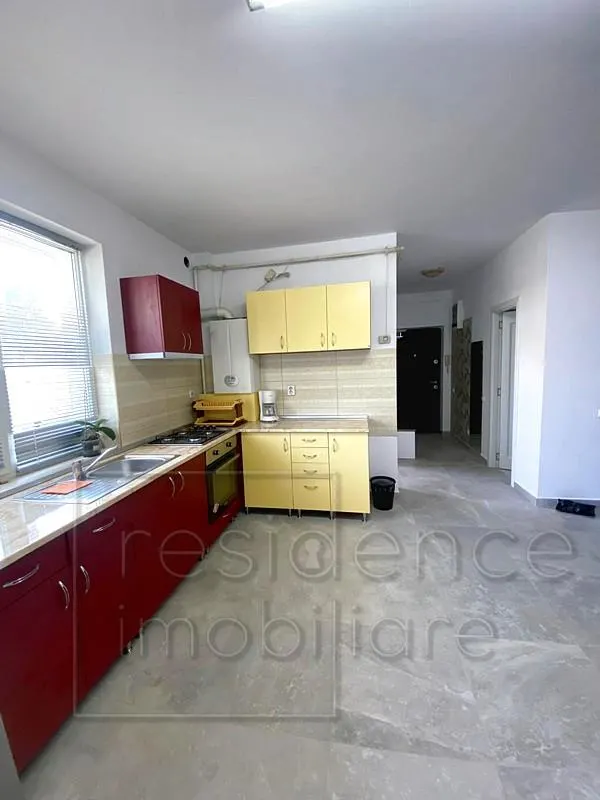 15 August! Apartament 3 camere, Dambul Rotund, strada Lombului+Garaj - foto 12