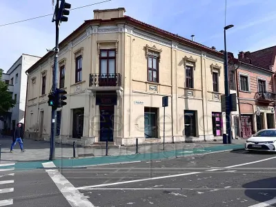 Spatiu comercila cu vad pietonal, Ultracentral, zona Baritiu - foto 1