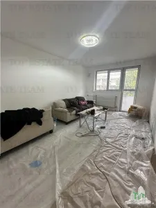 Apartament de 3 camere, decomandat,  renovat complet ,Drumul Taberei, 4 minute de metroul RÃ¢ul Doamnei - Bucuresti