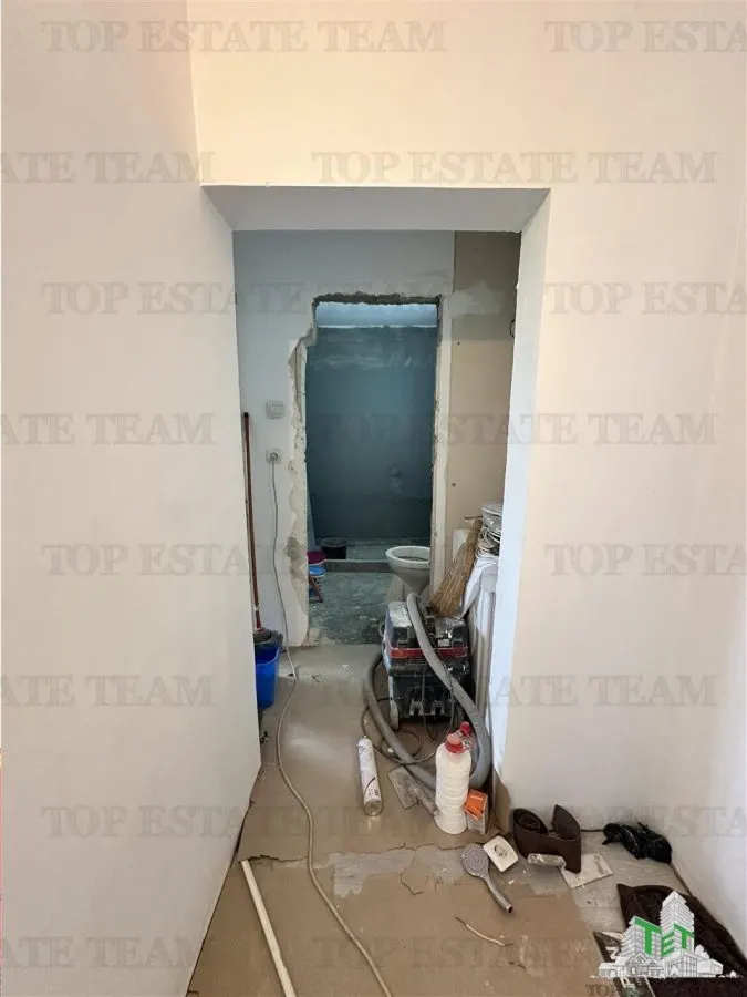 Apartament de 3 camere, decomandat,  renovat complet ,Drumul Taberei, 4 minute de metroul RÃ¢ul Doamnei - foto 5