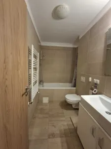 Apartament 2 camere, Kasper Coresi, decomandat,loc de parcare - foto 11