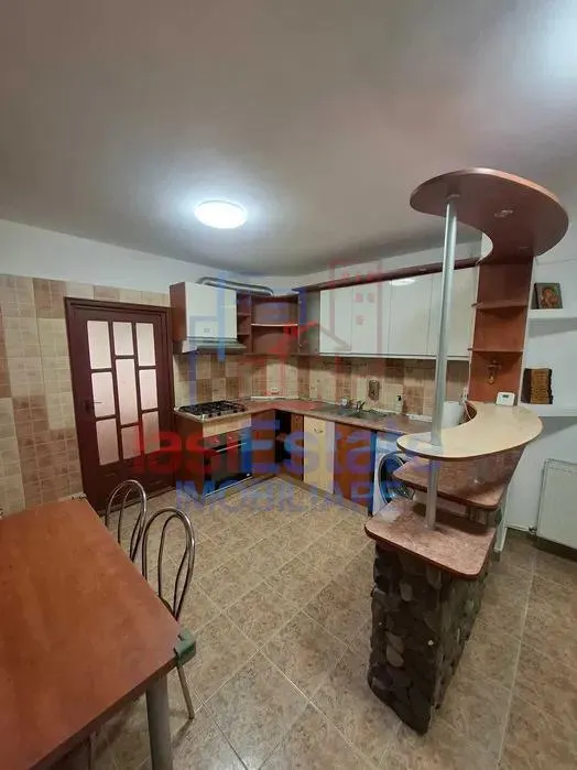 Apartament 3 Camere Nicolina - Prima Statie - foto 4