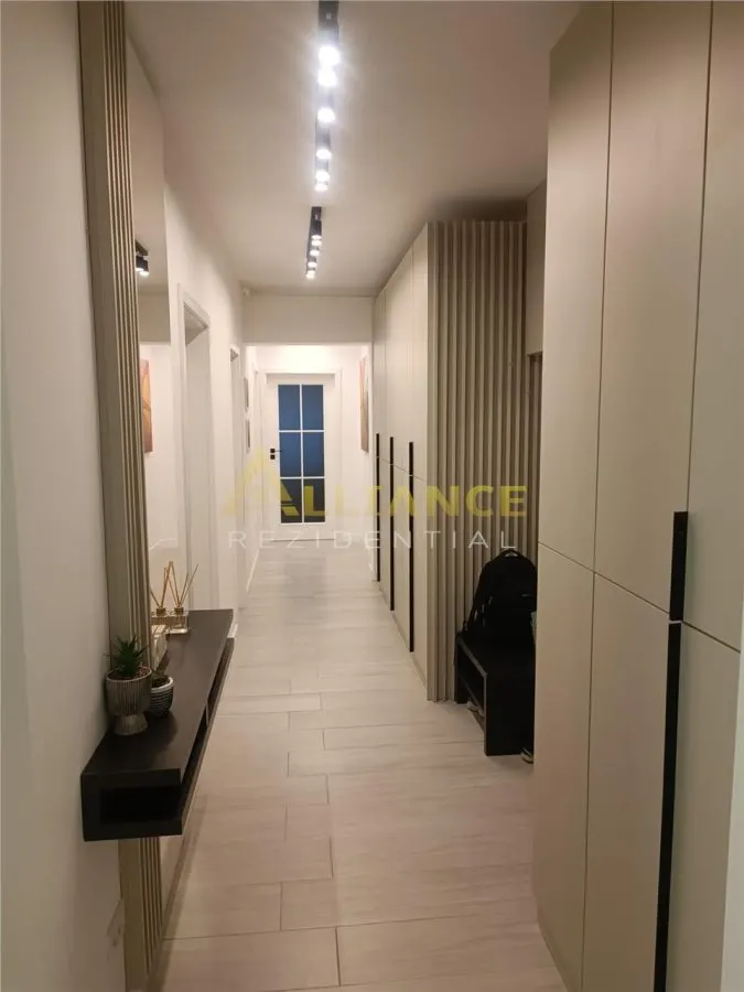 Sector 4 Apartament 3 Camere Kristal - foto 6