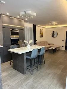 Zona Parcului -Apartament 3 camere de inchiriat - foto 2