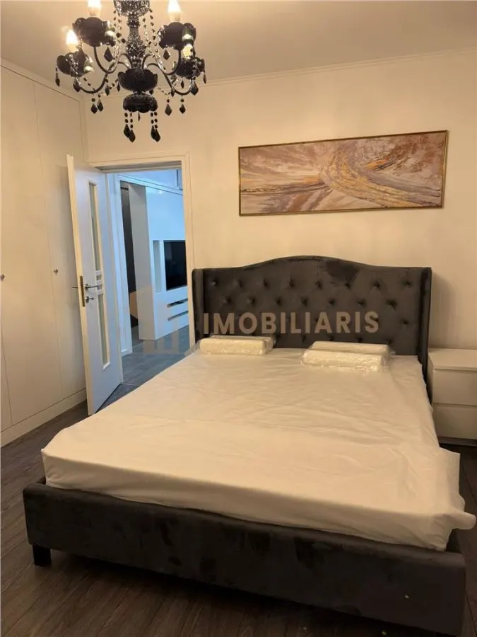 Zona Parcului -Apartament 3 camere de inchiriat - foto 15