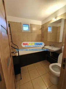 APARTAMENT 3 CAMERE DE INCHIRIAT - foto 5