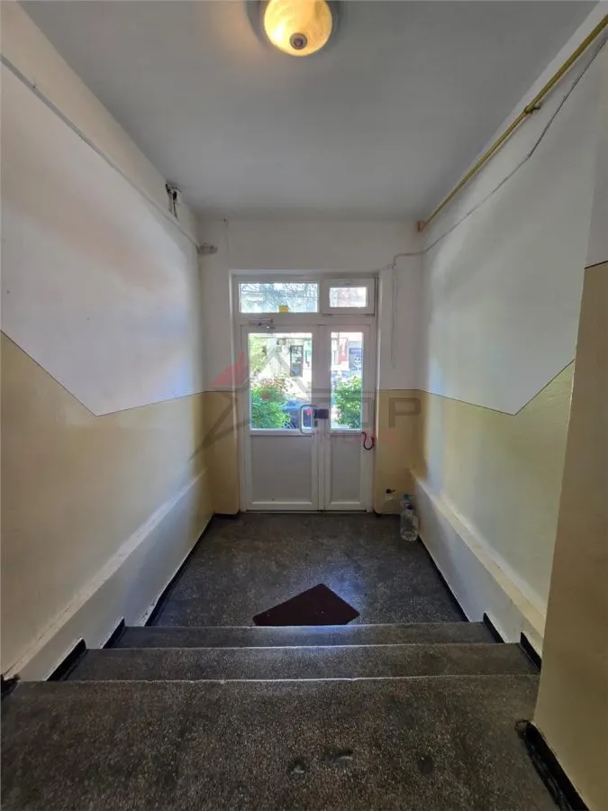 Apartament 2 camere Decomandat - etaj 2 - foto 3