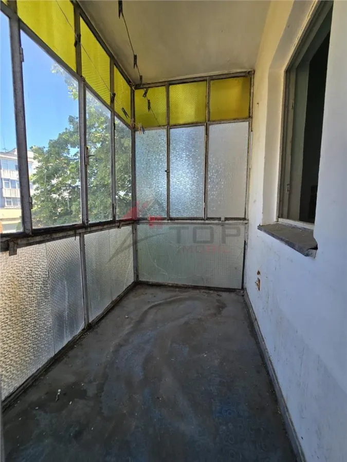 Apartament 2 camere Decomandat - etaj 2 - foto 4