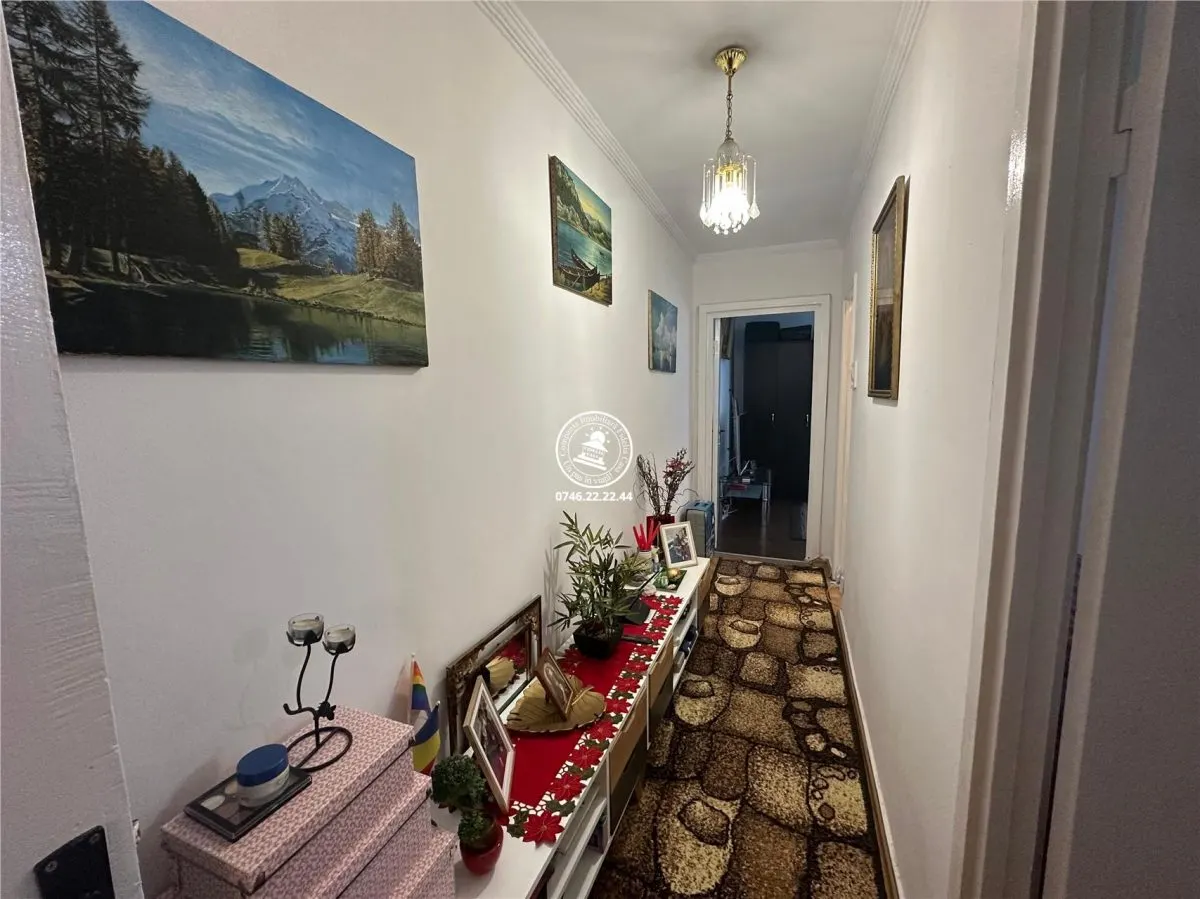 Apartament 3 camere de vanzare Podul de Piatra - foto 10