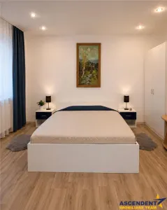 Garsoniera la casa, mobilata, 38mp, camara, boxa pivnita, cu teren 20mp, Centrul Istoric, Brasov - foto 3