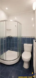 Garsoniera la casa, mobilata, 38mp, camara, boxa pivnita, cu teren 20mp, Centrul Istoric, Brasov - foto 4