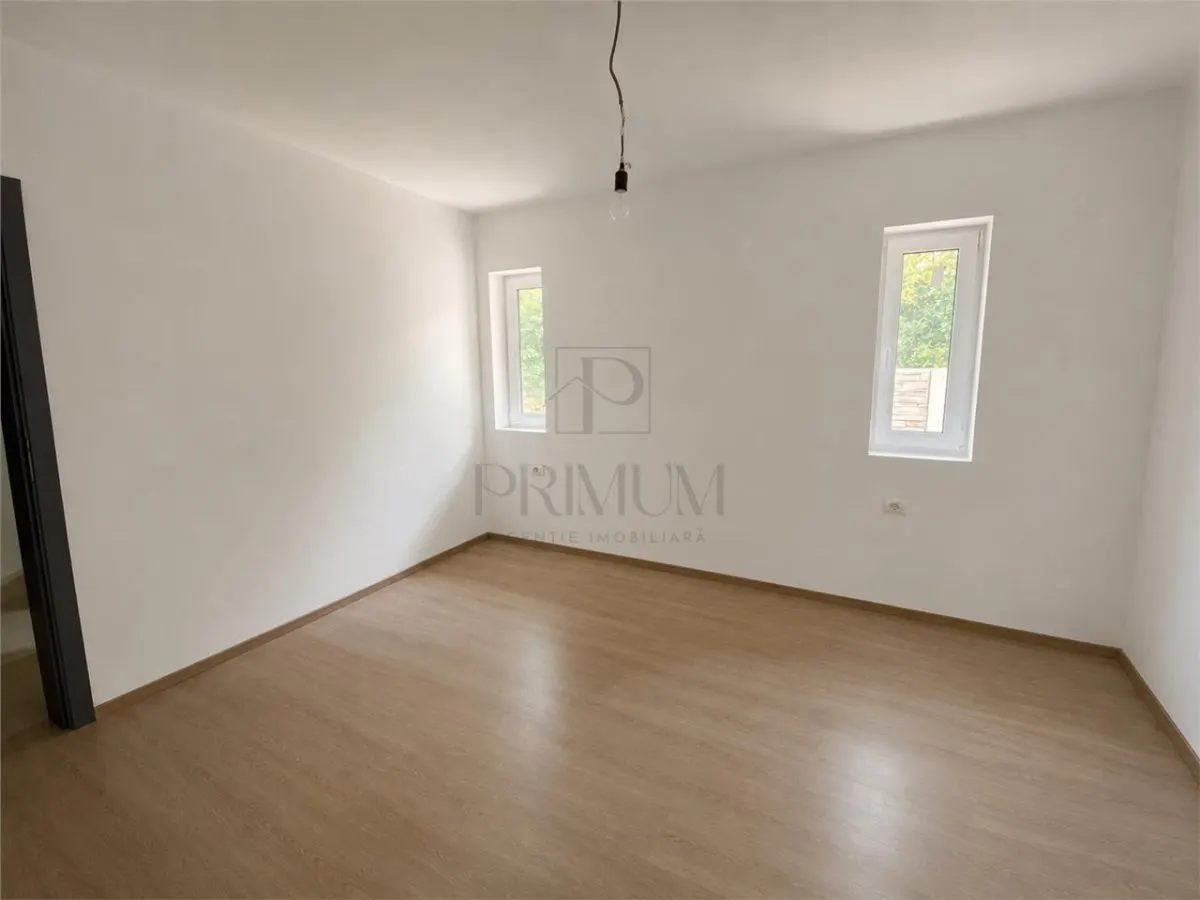 SANMIHAIUL ROMAN - CASA INDIVIDUALA 3 CAMERE - 2 BAI - 2 TERASE - 3 LOCURI PARCARE - CURTE MARE - foto 5