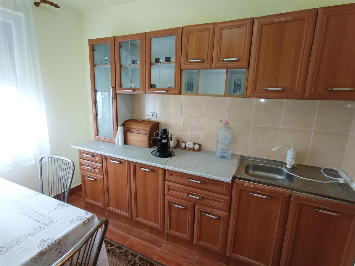 Apartament 2 cam. in Moldova Noua - foto 5
