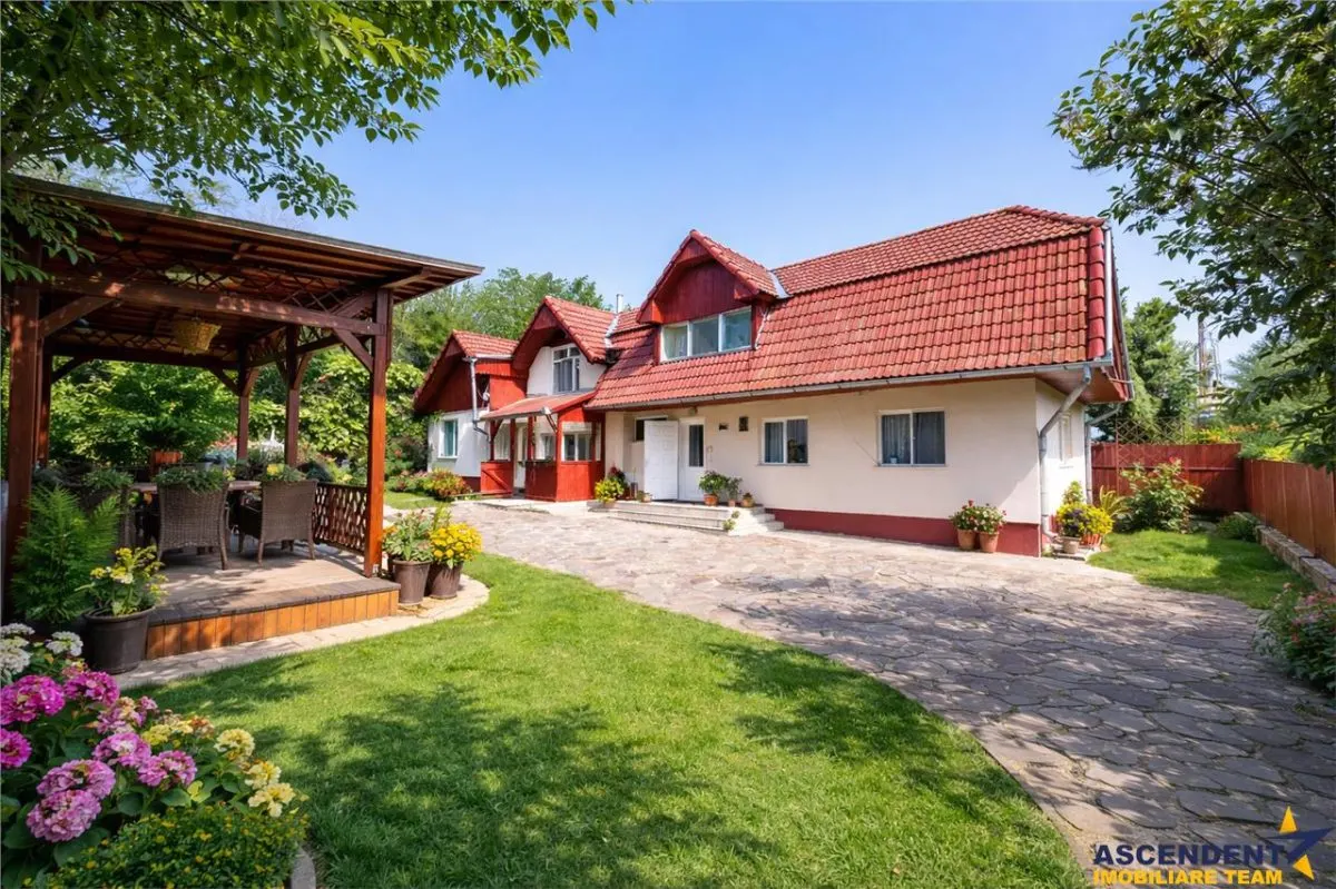 Casa primitoare in decor valoros, rodnic teren de 850mp, Ilieni, Covasna: FILM! - foto 1