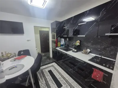 Apartament 3 camere ,renovat recent Hipodrom - Microhala - foto 7