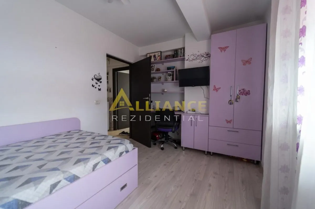 Apartament 3 camere ~ 2 bai ~ Strada Solstitiului - foto 3