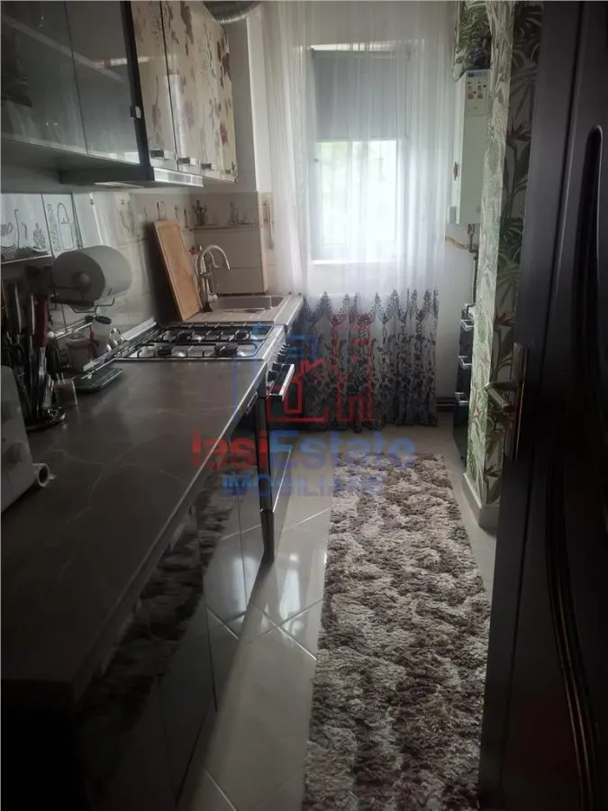 Apartament 3 camere zona Tatarasi - foto 7