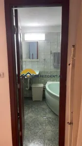 Piata Sudului - scoala gen 133, bloc 1984 - foto 4