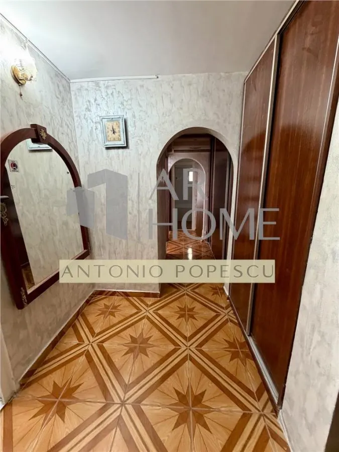 Apartament 3 camere, curte proprie, Ploiesti, zona 9 Mai. - foto 13