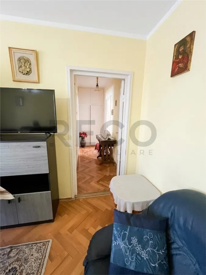 RECO Apartament 3 camere , etaj 3- Cantemir - foto 4
