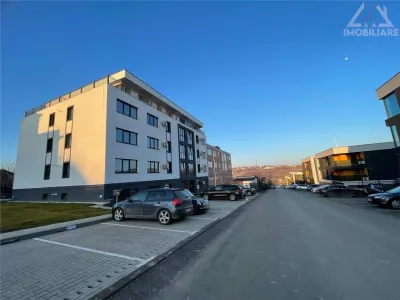 Apartament 2 camere decomandat | Valea Lupului | Loc parcare inclus - Iasi