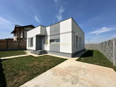 Casa individuala - 3 camere - 2 bai-310 mp teren - foto 1