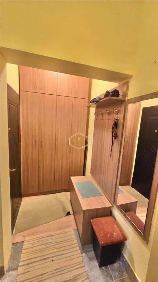 Parter | Apartament 1 camera si curte | Zona 1 Iunie - foto 7