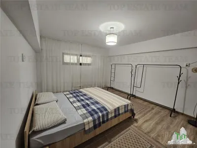 Apartament deosebit, 4 camere, 3 dormitoare - in vila cu intrare separata - o oaza de liniste in inima Constantei - foto 11