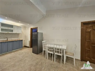 Apartament deosebit, 4 camere, in vila cu intrare separata - o oaza de liniste in inima Constantei - foto 5