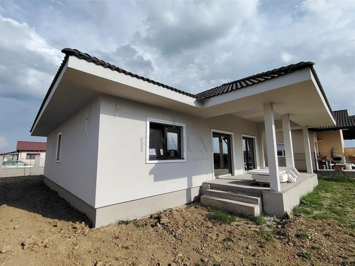 Mosnita Noua, Casa individuala pe parter, locatie foarte buna - foto 1