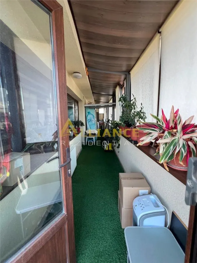 Penthouse - 4 Camere - 2 Bai - Mobilat si Utilat - foto 2