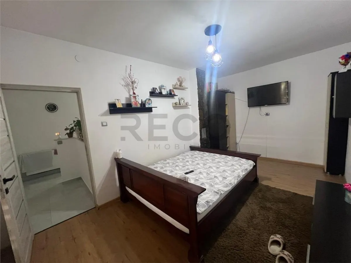 RECO, Oportunitate doua apartamente in Astileu, renovate complet, panouri fotovoltaice - foto 2