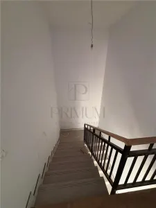 Moșnița Nouă, Duplex spațios, Locație premium - foto 6