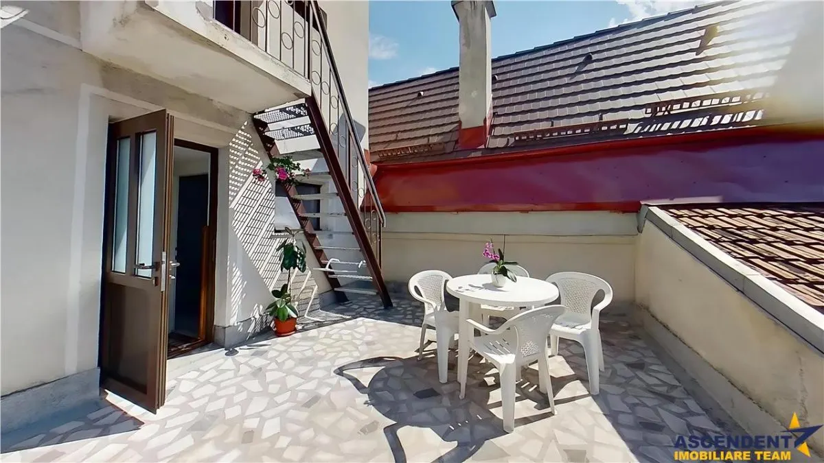 Casa cu vatra traditionala, gradina, garaj, facilitati, Codlea, Brasov - foto 13