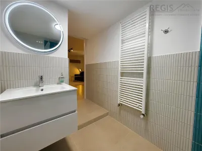 Apartament modern cu 2 camere ultracentral pe str Republicii - foto 8