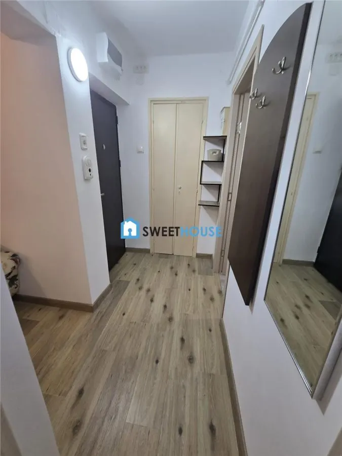 Apartament cu trei camere gradina si garaj Zona Avram Iancu - foto 4