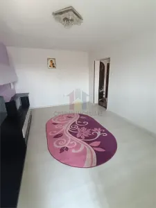 SPATIOS! Ap 2 Camere, etaj Intermediar in bloc cu Lift-58 mp - foto 3