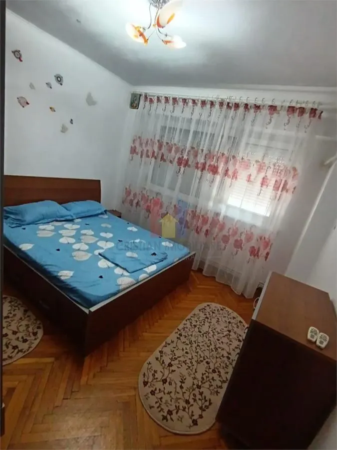 SPATIOS! Ap 2 Camere, etaj Intermediar in bloc cu Lift-58 mp - foto 5