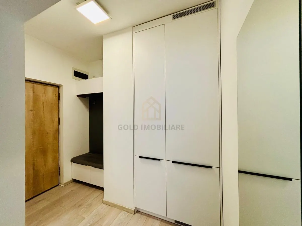Apartament cu 3 camere de închiriat  zona  Centru vechi - foto 6