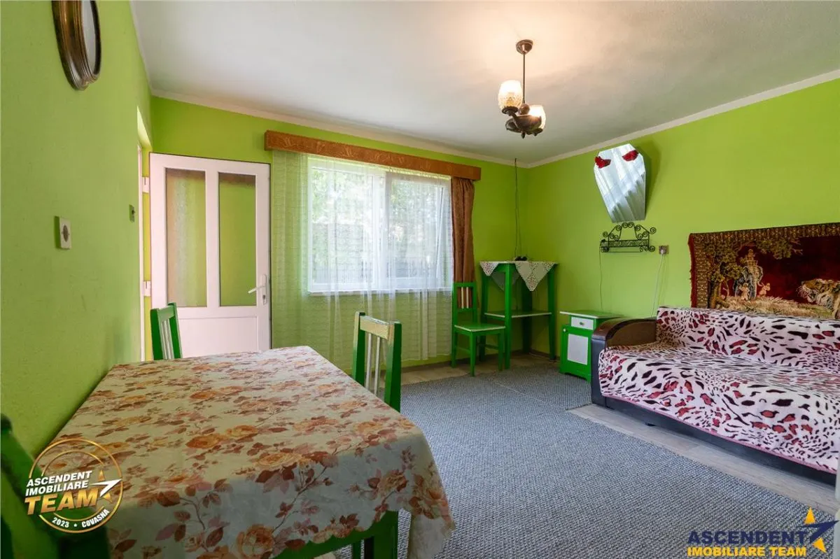 1.200mp teren si casa cu gradina inflorata, aproape de Targu Secuiesc: Belani - foto 14