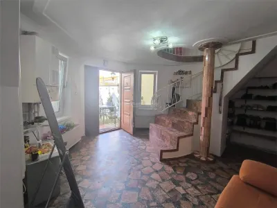 Resita Casa individuala, P+2,  Zona Ultracentrala, 283 mp, Comision ZERO Cumparator - foto 6