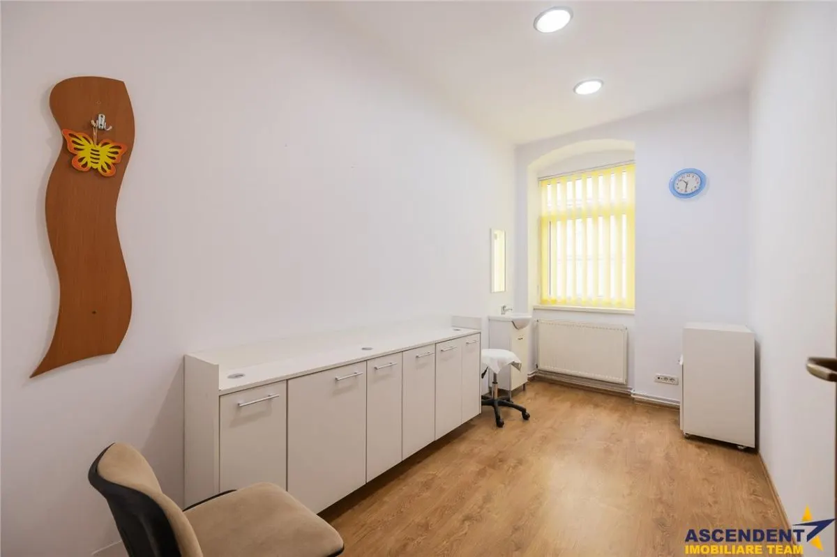 Casa pretabila:comercial/ servicii/ rezidential Central, Fagaras - foto 8