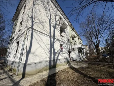 Garsonieră ultracentrală, renovată, vedere parc - Parcul Cancicov! - foto 3