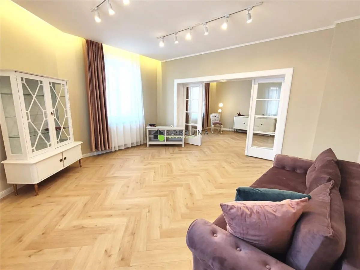 Casa cu 4 camere - Grivitei - foto 1