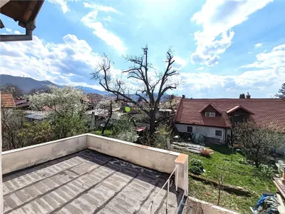 Casa cu 4 camere - Grivitei - foto 22