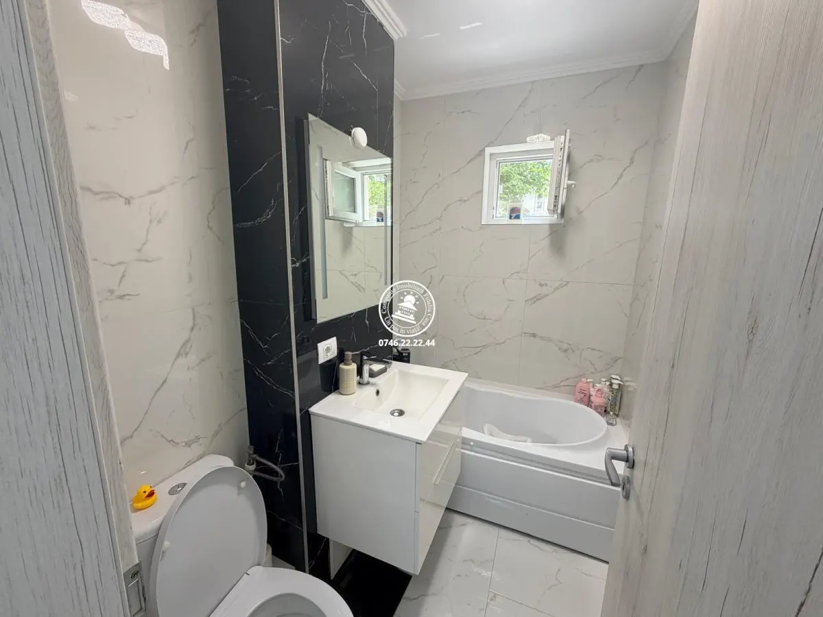 Apartament cu doua camere decomandat Alexandru cel Bun 60 mp - foto 6