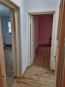 Apartament 2 camere zona Vest - foto 9