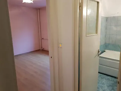 Apartament 2 camere zona Vest - foto 10