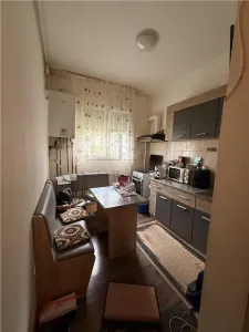 FREIDORF - AP.1 CAMERA - mobilat, utilat, decomandat + centrala proprie - foto 4
